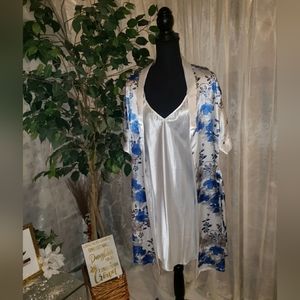 Women's 2 Piece Robe & Chemise Gown Set (M) NWT